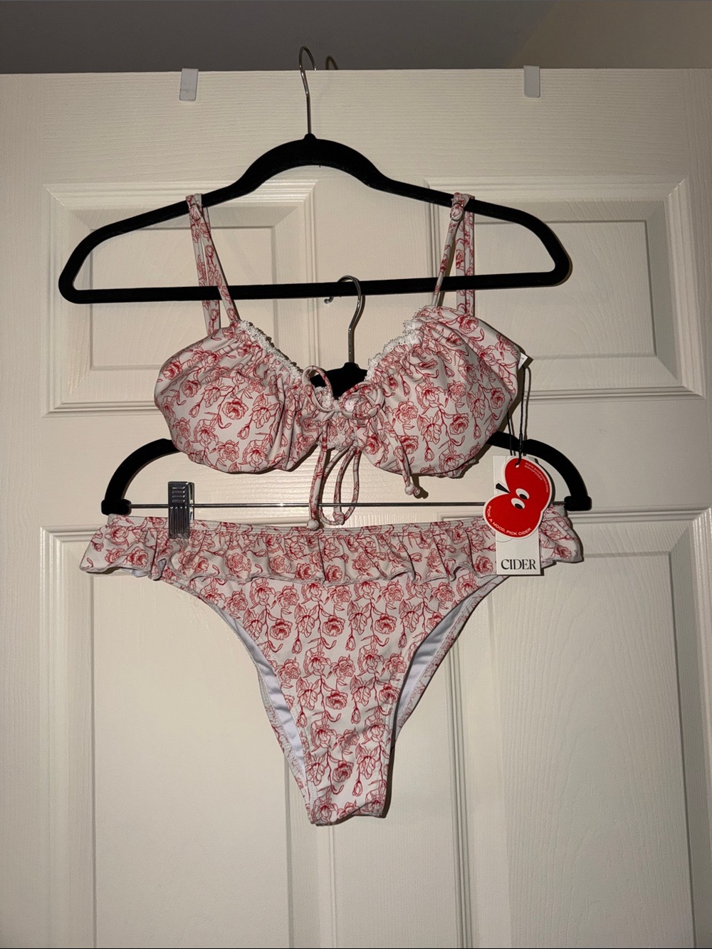 Cider White and Red Floral Ruffle Bikini Set
